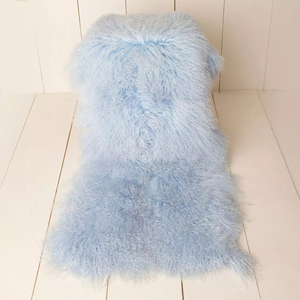 Alfombras de silla azul claro Alfombras de lana de piel de oveja rizada - Product Image 1