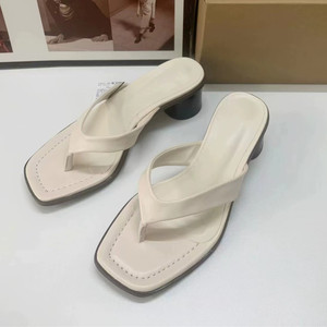 Sandales à talons carrés polyvalentes et tendance pour femmes avec talons ronds épais - Product Image 3