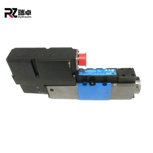 Feedback Proportional Directional KBFDG4V-3-2C20N-Z-M1-PE7-H7-12 Amplificateur intégré avec noyau - Product Image 2