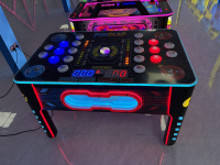 Machine de jeu d'arcade à monnayeur, modèle Deluxe, avec lumières LED, jeu de claquettes amusant 'Naughty Beans', défi de vitesse pour enfants et système de rédemption de tickets