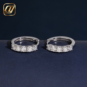 Boucles d'oreilles créoles CHOYUE classiques en diamant de laboratoire taille brillant, en argent sterling plaqué rhodium, certifiées IGI, tendance pour femme - Product Image 4
