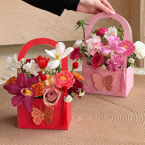 Valentine's Day Floral Art Hand-Held <strong>Flower</strong> <strong>Box</strong> New Butterfly Design For Fresh <strong>Flower</strong> Arrangement &amp; Gift Packaging Paper Bags - Product Image 3