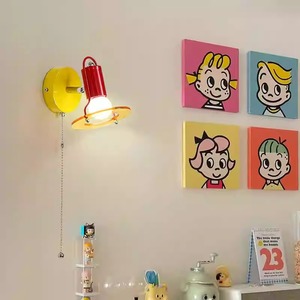 Lampada <span class=keywords><strong>da</strong></span> <span class=keywords><strong>parete</strong></span> girevole colorata color Vintage di Memphis <span class=keywords><strong>per</strong></span> camera dei bambini camera <span class=keywords><strong>da</strong></span> letto giocosa camera studio semplice moderna staffa luce - Product Image 2