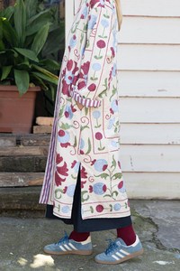 Veste en coton matelassée à boutons, motif floral, écologique, Suzani, automne-hiver, longueur régulière, brodée, pour femmes - Product Image 2