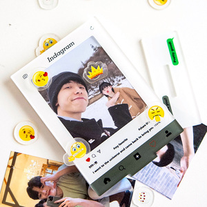 2024 personalizado nuevo diseño personalizado 3 pulgadas Photocard titular estrellas cristal foto recoger Kpop acrílico foto titular de la tarjeta - Product Image 2