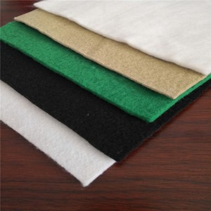 Géotextile PET haute résistance pour le renforcement routier, utilisé pour la construction d'infrastructure, la maintenance routière, les barrages et les talus fluviaux - Product Image 1