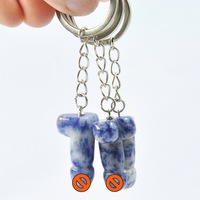 Porte-clés en cristal sculpté avec des pierres précieuses