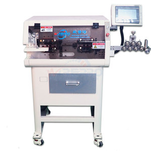 Macchina Automatica Elettrica SM-R30 Max a 7 Nuclei per Taglio e Spellatura del Cavo Interno di Cavi Multicore Rivestiti - Product Image 2