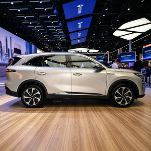 Vehículo de Nueva Energía Changan CS75 Plus, SUV de 5 Puertas y 5 Asientos, Transmisión DHT, Híbrido sin Conexión a la Red, 245 HP, 1.5T - Product Image 4