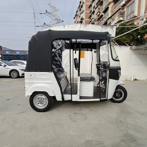 Venta al por Mayor de Triciclo de Pasajeros a Gasolina de 200cc, Potente y Popular, 5 Asientos, Refrigerado por Agua, Tipo Tuk Tuk <span class=keywords><strong>Taxi</strong></span> con Cortinas Impermeables a Prueba de Viento - Product Image 6