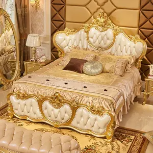 Camera da letto classica europea di lusso oro Set palazzo rococò reale in legno massello intaglio a mano a baldacchino letto King Size 2024
