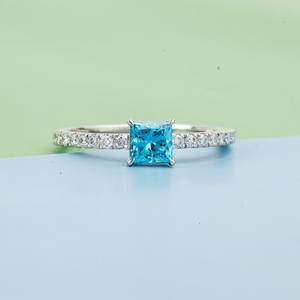 Elegante Anillo de Diamante Azul Cultivado en Laboratorio, Corte Princesa, Joyería de Compromiso, Estilo Art Deco Vintage, Anillo de Promesa de Oro Sólido para Aniversario - Product Image 1