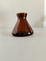 Flacon diffuseur d'arôme en forme de bouteille 150ML à roseau noir au design unique avec logo personnalisé