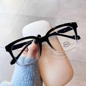 Monture de lunettes Qianai Square TR90, taille moyenne, anti-lumière bleue, unisexe, fabriquée en Chine - Product Image 3