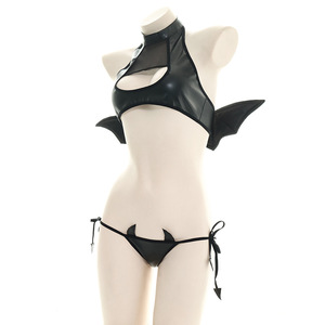 Prachtige Halloween bikiniset met haltervleugels van lakleer, zwart sexy spookkostuum voor dames - Product Image 4