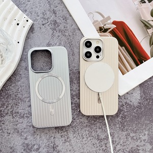 Funda magnética de metal corrugado para iPhone 16 Pro Max, compatible con Apple 13, a prueba de golpes, con acabado mate y protección total. - Product Image 6