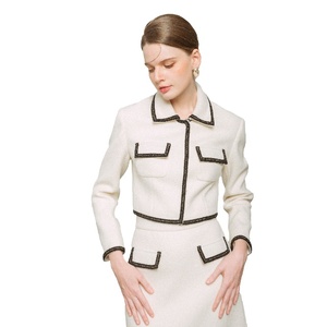 Veste courte en laine Miana, prix d'usine, respirante, pour femme de bureau, régulière, chaque produit dans un sac en polyester, fabricant vietnamien - Product Image 1