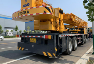 Grue mobile sur camion de marque chinoise 50 tonnes QY50K - Product Image 6