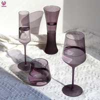 Verre à vin nervuré Vintage de haute qualité soufflé à la main élégant gobelet en cristal classique médiéval valeur de couleur élevée vin Vintage classique