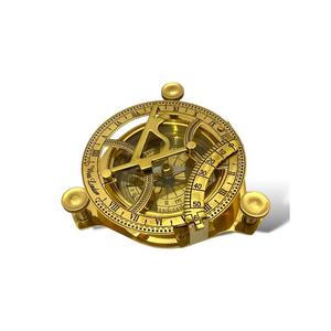 Boussole solaire trépied vintage, accessoires de décoration nautique pour bureau, instrument décoratif classique pour étagère de bureau ou de bureau d'étude, en laiton et verre - Product Image 1