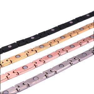Bracciale magnetico <span class=keywords><strong>da</strong></span> <span class=keywords><strong>uomo</strong></span> bracciale in titanio per la salute <span class=keywords><strong>regalo</strong></span> per lui bracciale magnetico per l'artrite per <span class=keywords><strong>uomo</strong></span> - Product Image 2
