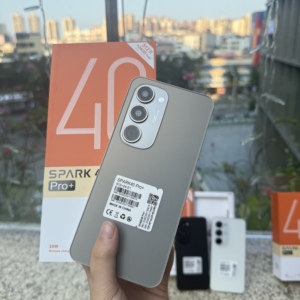 Spark 40 Pro+ 6.8" Android 15 12GB/16GB+256GB/512GB Deca Core 5G AMOLED 120Hz Carga por Cable Inteligente - Product Image 4