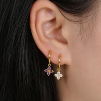 Anting bunga tulang rawan CZ daun zirkonia semanggi anting menjuntai keberuntungan perhiasan wanita hadiah Festival