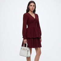 Robe Courte Décontractée Femme Col V Manches Longues Rouge Bordeaux Unie à Volants Superposés Vente en Gros Personnalisée