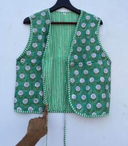 Handmade Cotton Puffer Quilted <b>Women's</b> V-Neck <b>Waistcoat</b> Casual Style Flower Printed Short Winter Vest for Outer Wear - Product Image 5