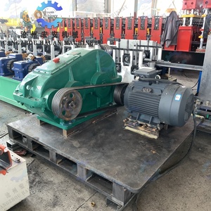 Máquina de Conformado Continuo Automática para Riel Colgante Reforzado de Puerta de Garaje con Control PLC, Acero, Garantía de 3 Años - Product Image 3