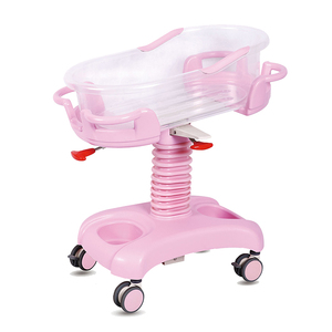 Lit d'hôpital multifonctionnel pour poupées reborn, lit médical pour nourrissons, berceau ABS pour bébés - Product Image 1