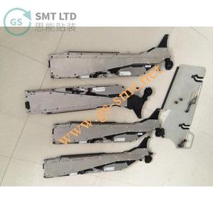 เครื่องป้อนชิ้นส่วน SMT แบบ UIC GSM ระยะห่างหลายระดับ 24 มม. 47175905 47175904 สำหรับเครื่องจักรอเนกประสงค์ - Product Image 3