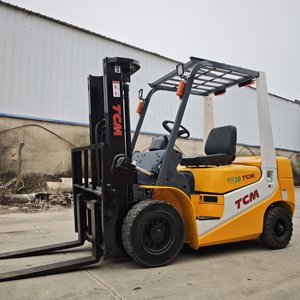 Good Condition Used TCM FD30 3Ton Diesel Forklift Truck with Hydraulic Low Fuel Consumption High Efficiency - Product Image 6