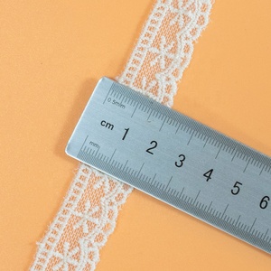 Pizzo bianco solubile in acqua per tende da divano in pizzo - Product Image 1