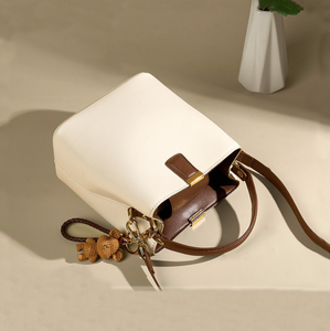 Sac seau structuré bicolore en PU pour femme, étanche, avec fermeture éclair, 6 pouces, décontracté, à porter à l'épaule ou à la main, pour le quotidien - Product Image 2