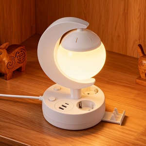 Turc, thaïlandais, laotien, égyptien, russe etc. Bandes d'alimentation standard européenne avec veilleuse et fonction de charge USB - Product Image 1