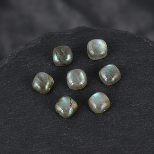 Labradorite blanche naturelle 6 mm, cabochon coussin, pierres précieuses en vrac, certifiées par un tiers, vente en gros, Gopika Exports Jewelry - Product Image 4
