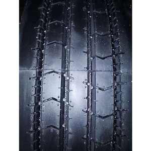 Pneus de camion Zc- 7.5R16 8.25R16 245/70R17.5 CR970A Nouveau motif à nervures droites simplifiées améliorant les performances - Product Image 4