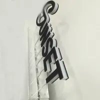 Robuste Metall-LED-Buchstaben mit Lochstanzung, Sichtbare LED-Pixel-Schilder für Hochsichtbarkeit bei Außenwerbung auf Gebäudedächern