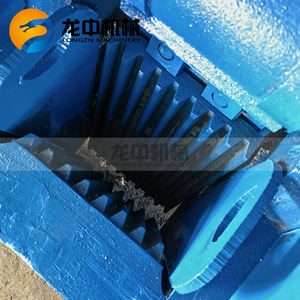 Quarry Stone <span class=keywords><strong>Jaw</strong></span> <span class=keywords><strong>Crusher</strong></span> zum Zerkleinern von Hard Rock Ore Mining Equipment <span class=keywords><strong>Diesel</strong></span> Mobile Backen brecher anlage Maschinen preis - Product Image 4