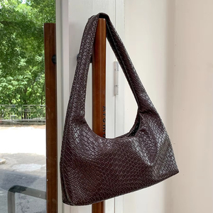 Bolsos de Mano de Cuero PU de Alta Calidad para Mujer, Bolsos de Hombro Tejidos de Moda de Guangzhou - Product Image 5