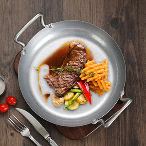 Sartén <span class=keywords><strong>para</strong></span> mariscos Retro <span class=keywords><strong>de</strong></span> acero inoxidable, olla seca plana con <span class=keywords><strong>cocina</strong></span> binaural <span class=keywords><strong>para</strong></span> estufa <span class=keywords><strong>de</strong></span> Alcohol, olla caliente, sartén Wok compatible con inducción - Product Image 6
