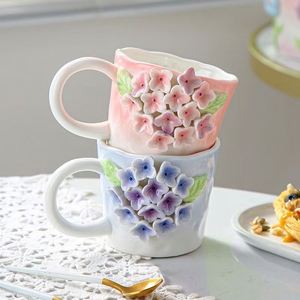 2024 producto <span class=keywords><strong>de</strong></span> tendencia al por mayor Cerámica Pintura a mano dolomita Flor <span class=keywords><strong>Taza</strong></span> <span class=keywords><strong>de</strong></span> café Linda <span class=keywords><strong>Taza</strong></span> <span class=keywords><strong>de</strong></span> cerámica 3D <span class=keywords><strong>Taza</strong></span> <span class=keywords><strong>de</strong></span> café 3D con licencia <span class=keywords><strong>de</strong></span> cerámica - Product Image 5