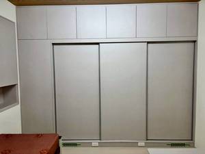 Meubles d'appartement pour gagner de la place, armoire murale de rangement du sol au plafond, style sur mesure intégré - Product Image 3