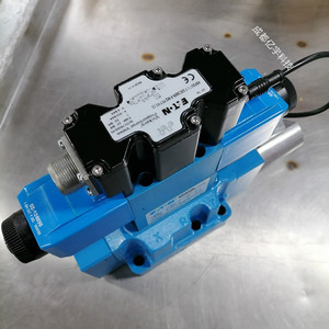 ระบบควบคุมทิศทางตามสัดส่วน KBFDG4V-3-2C20N10-Z-M1-PE7-H7-12 - Product Image 2