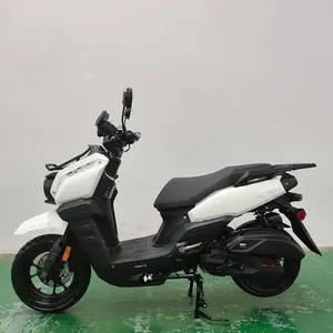 150cc 200cc 강력한 가솔린 오토바이 4 행정 CDI 유압 서스펜션 디스크 브레이크 합법적 도로 가스 스쿠터