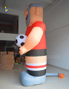 <span class=keywords><strong>Muñeco</strong></span> Inflable Gigante de Abraham Deportista con Balón de Fútbol para los Países Bajos - Product Image 4