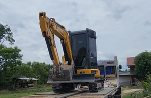 รถขุดไฟฟ้า 3.5 ตัน ลิวกง นิว เอนเนอร์จี้ รุ่น 9035FZTS พร้อมอุปกรณ์เครื่องจักร - Product Image 3