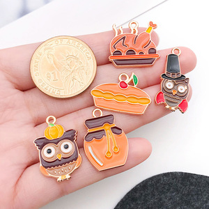 Assortiment de 50 accessoires en alliage pour porte-clés à suspendre, à faire soi-même, sur le thème de Thanksgiving : pendentifs goutte à goutte, citrouille, écureuil, dessert, <span class=keywords><strong>dinde</strong></span> - Product Image 3