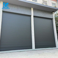 Volet roulant motorisé intelligent extérieur en alliage d'aluminium moderne sur mesure pour installations climatisées et fermes faciles à nettoyer